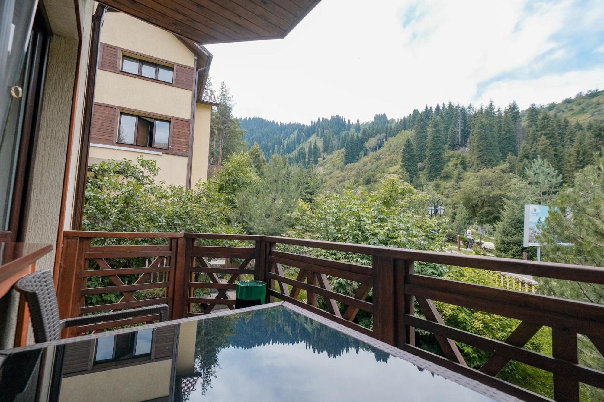 Oi-Qaragai Mountain Resort Besqaynar Dış mekan fotoğraf