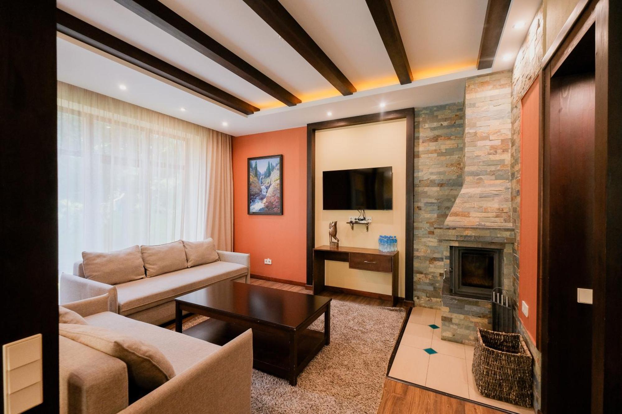 Oi-Qaragai Mountain Resort Besqaynar Dış mekan fotoğraf